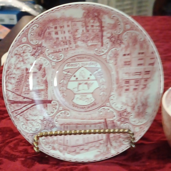 Dinnerware - Picture 2 of 5
